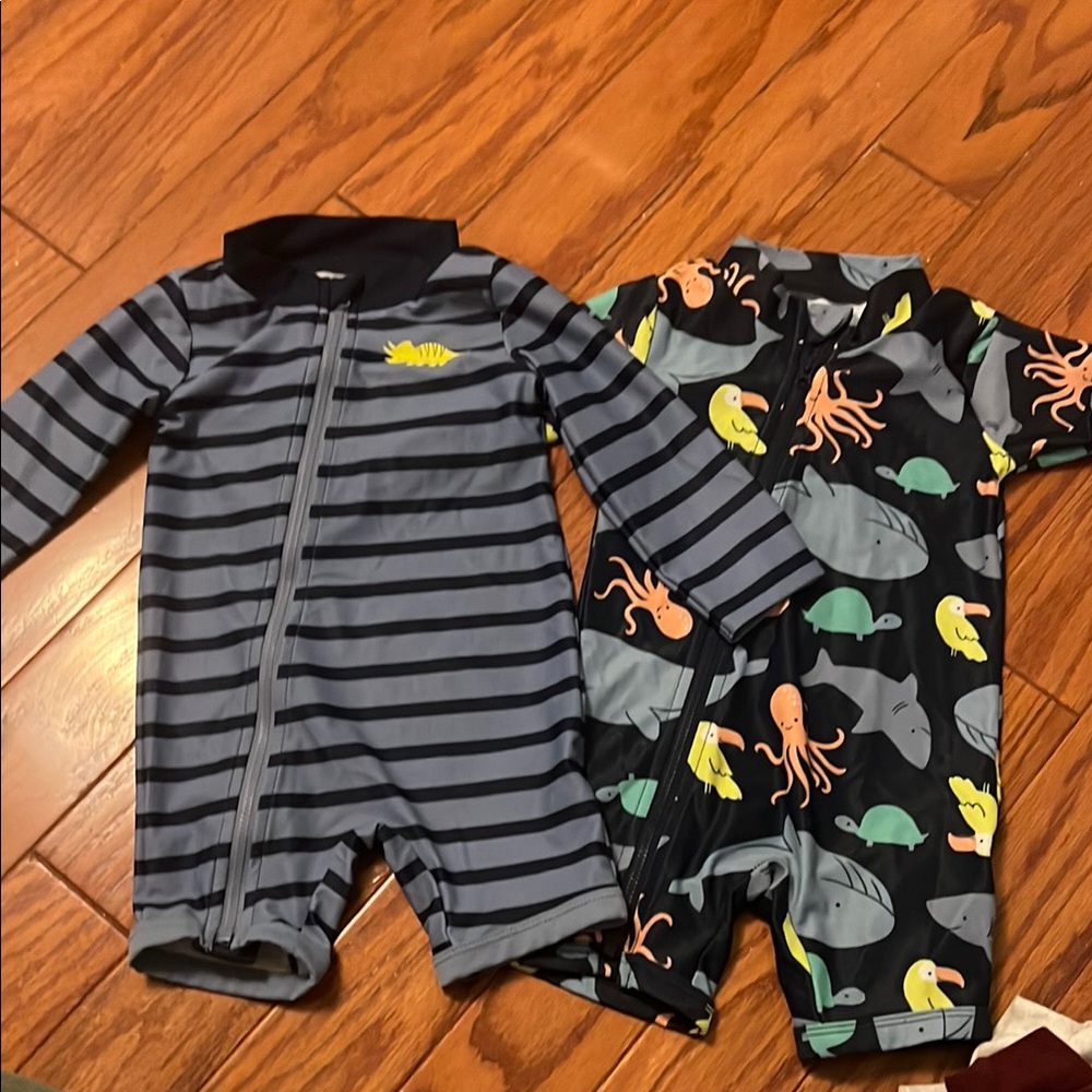 Bundle rashguard swimsuits 12m